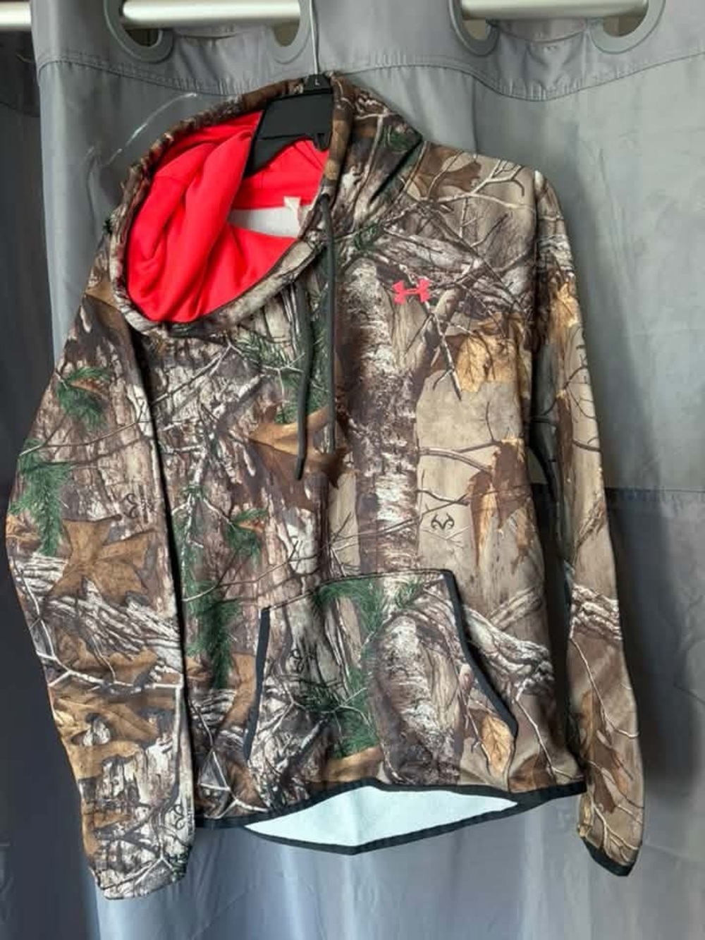 Under Armour Realtree Camo Hoodie with Bright pink Lined hood